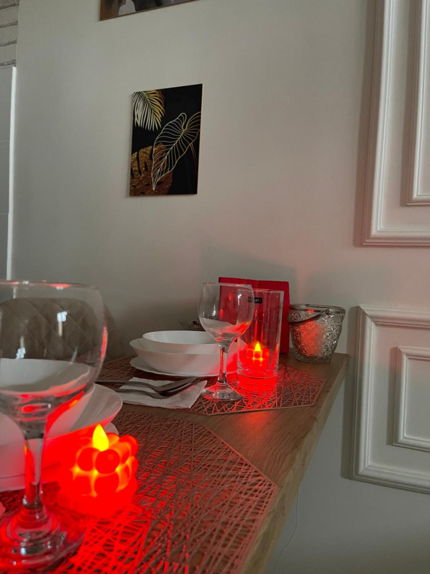 Vintage Apartment Kotlyarska10 Lviv Extérieur photo